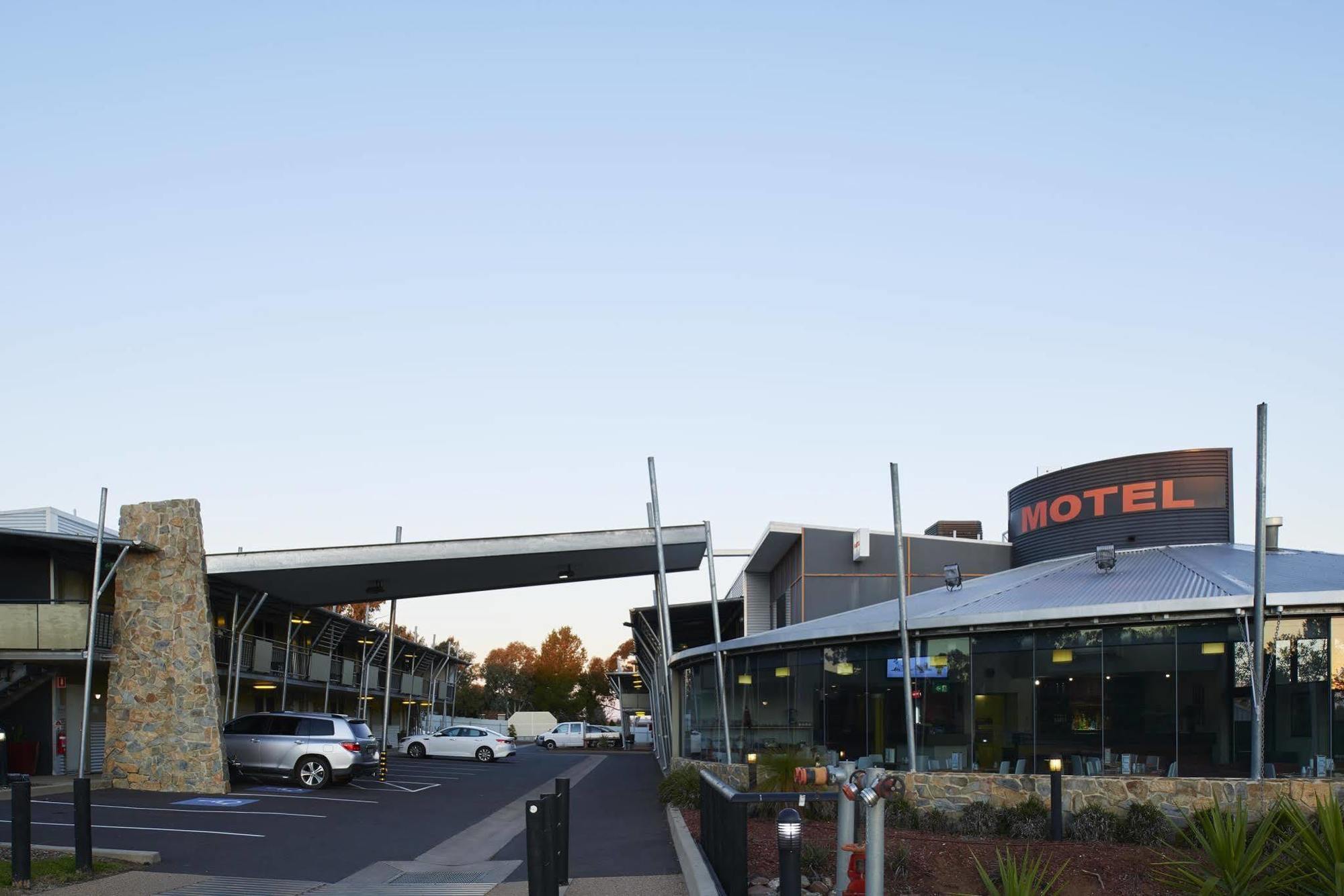 פארקס Station Motel מראה חיצוני תמונה